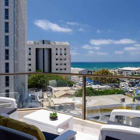 Studio & Apartments On The Beach By Aspentlv テル・アビブ エクステリア 写真